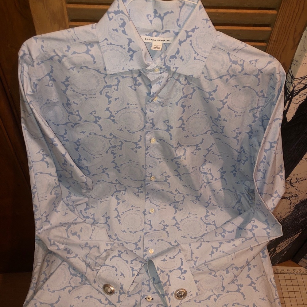 Banana Republic Men’s Dress Shirt